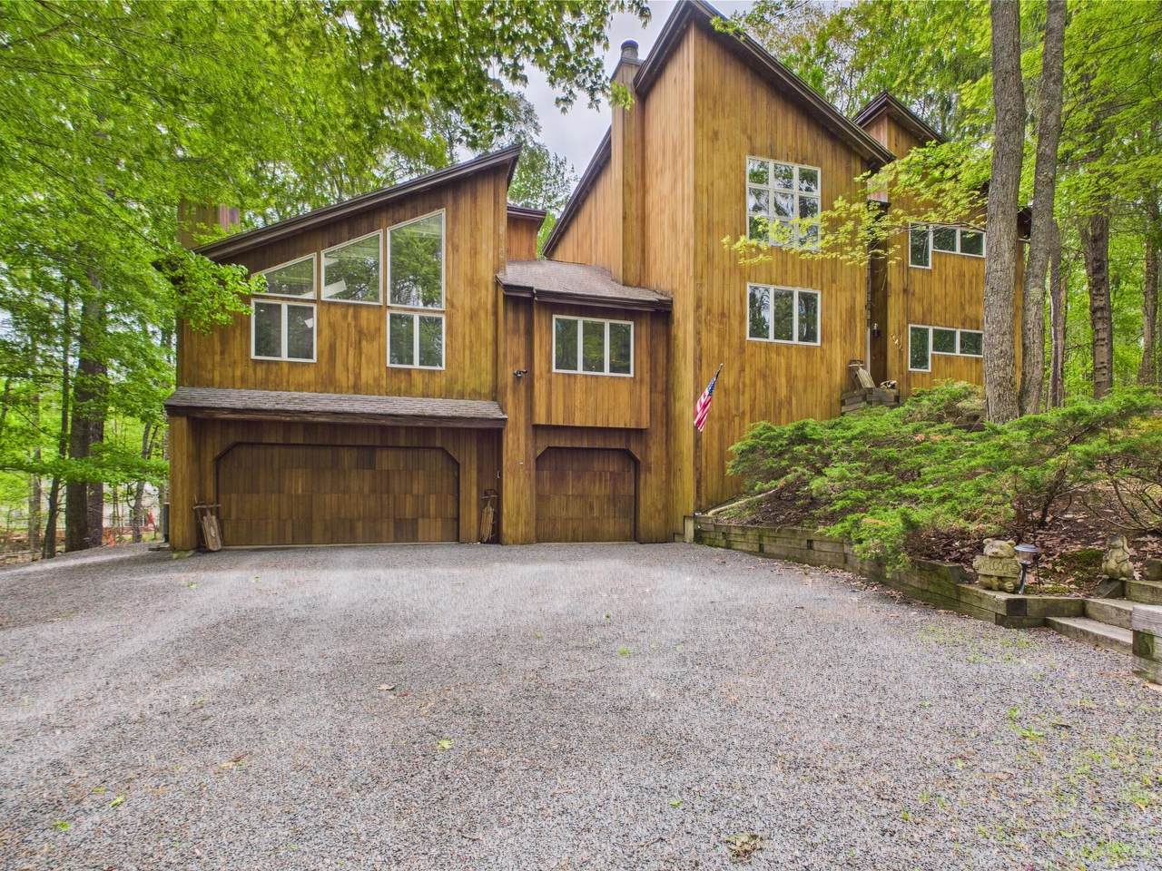 246 White Pine Drive - Photo 1