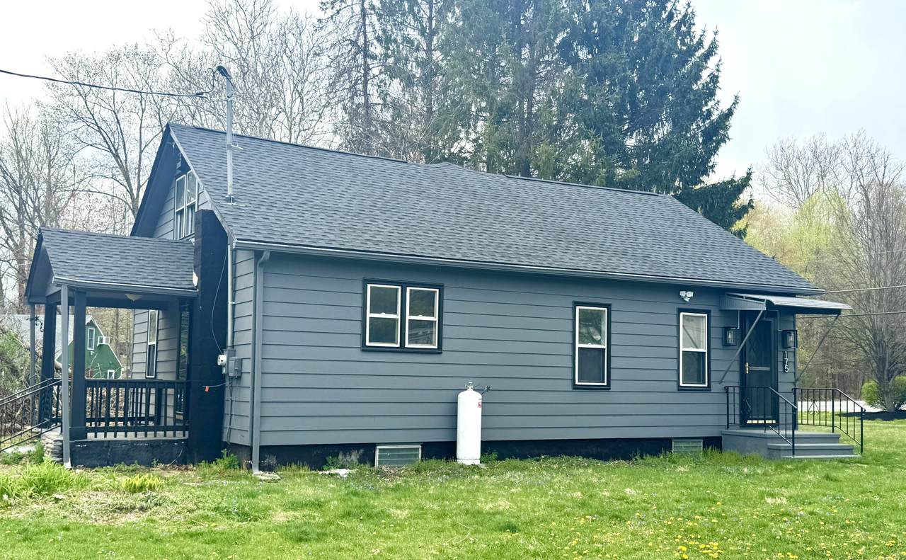 175 Alger Avenue - Photo 1