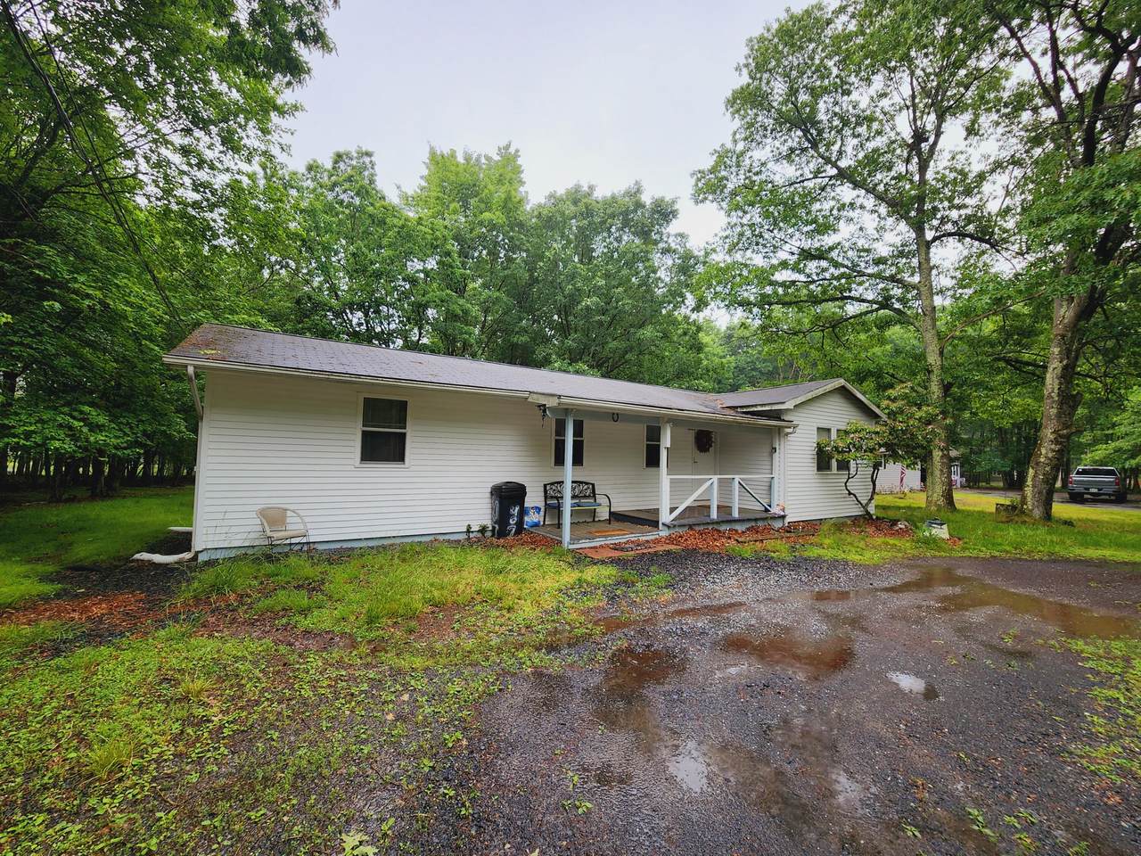 407 Mountain Road - Photo 1