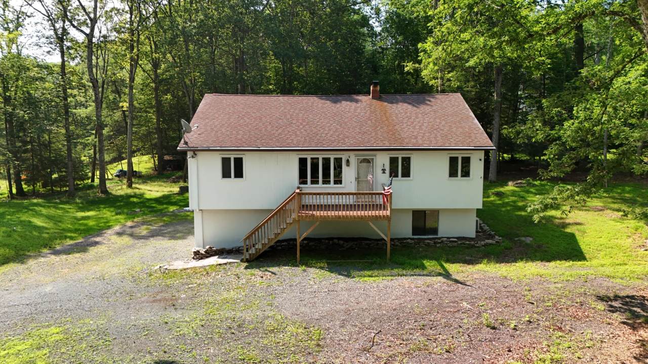 371 Ridge Circle - Photo 1