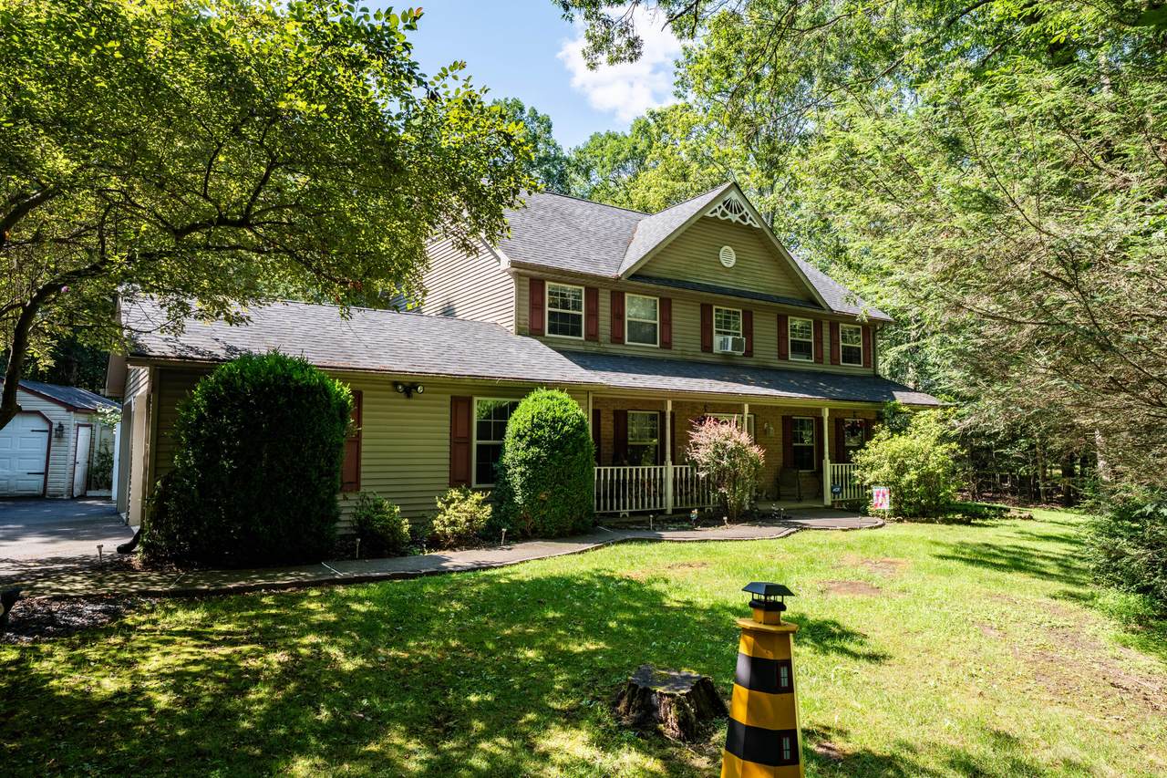 9 Hickory Drive - Photo 1