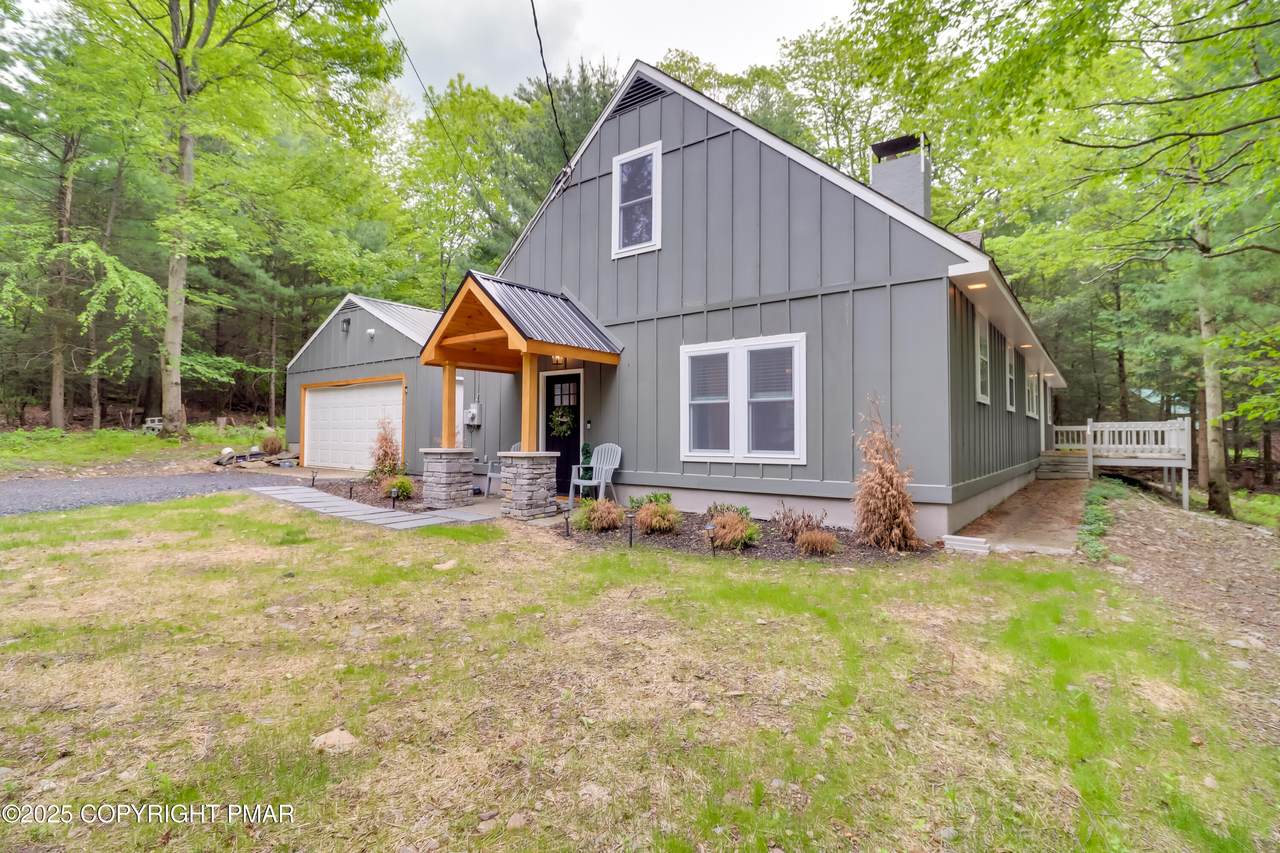 1563 Sullivan Trail - Photo 1