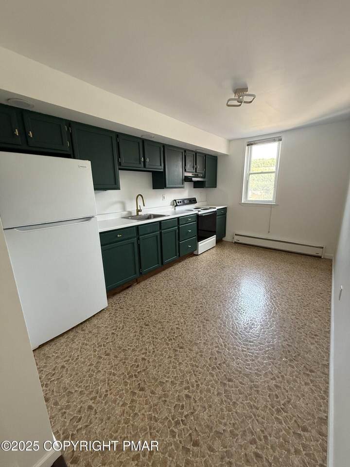 132 Main Street - Photo 1