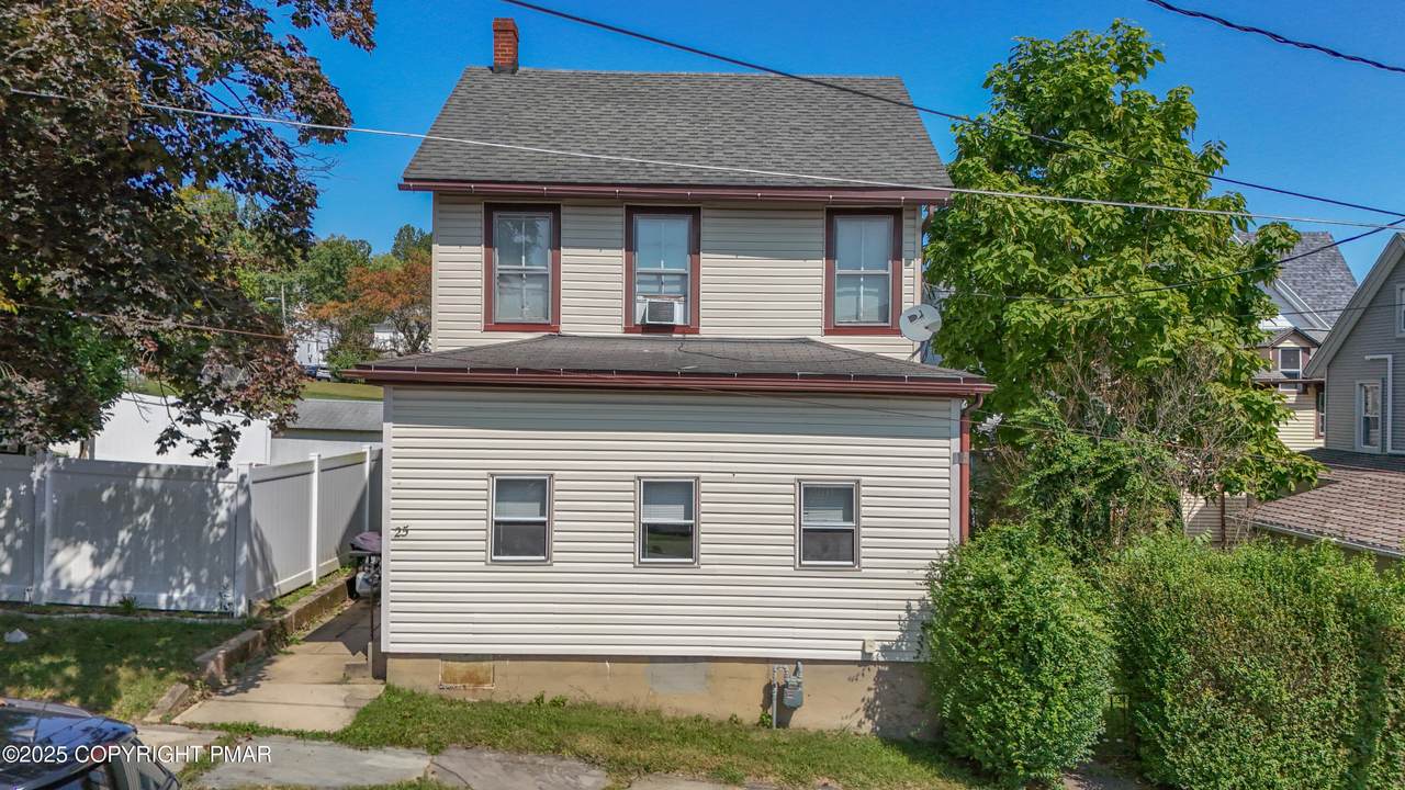 25 5th Street - Photo 1