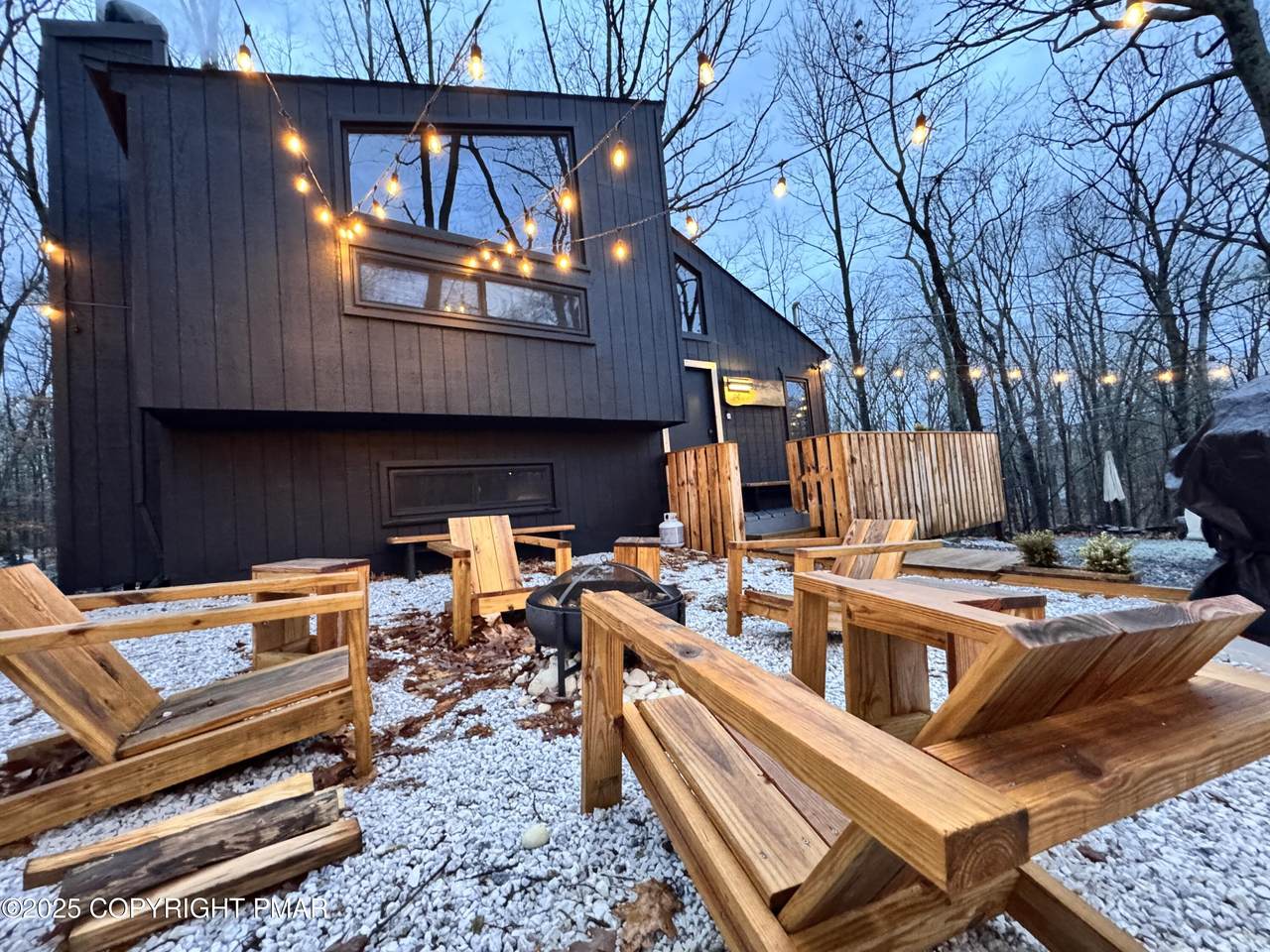 261 Overlook Drive - Photo 1