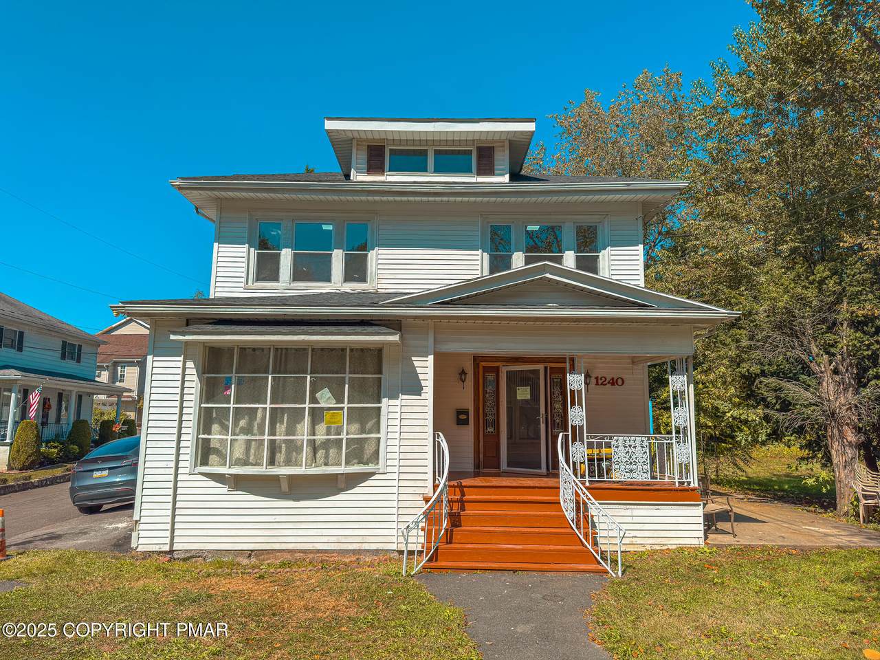 1240 Main Street - Photo 1