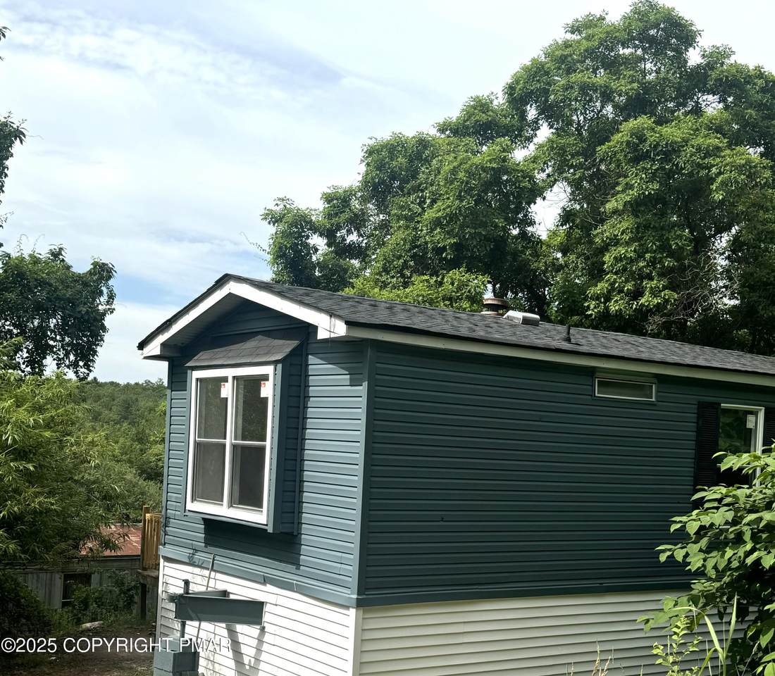 146 Paul Terrace - Photo 1