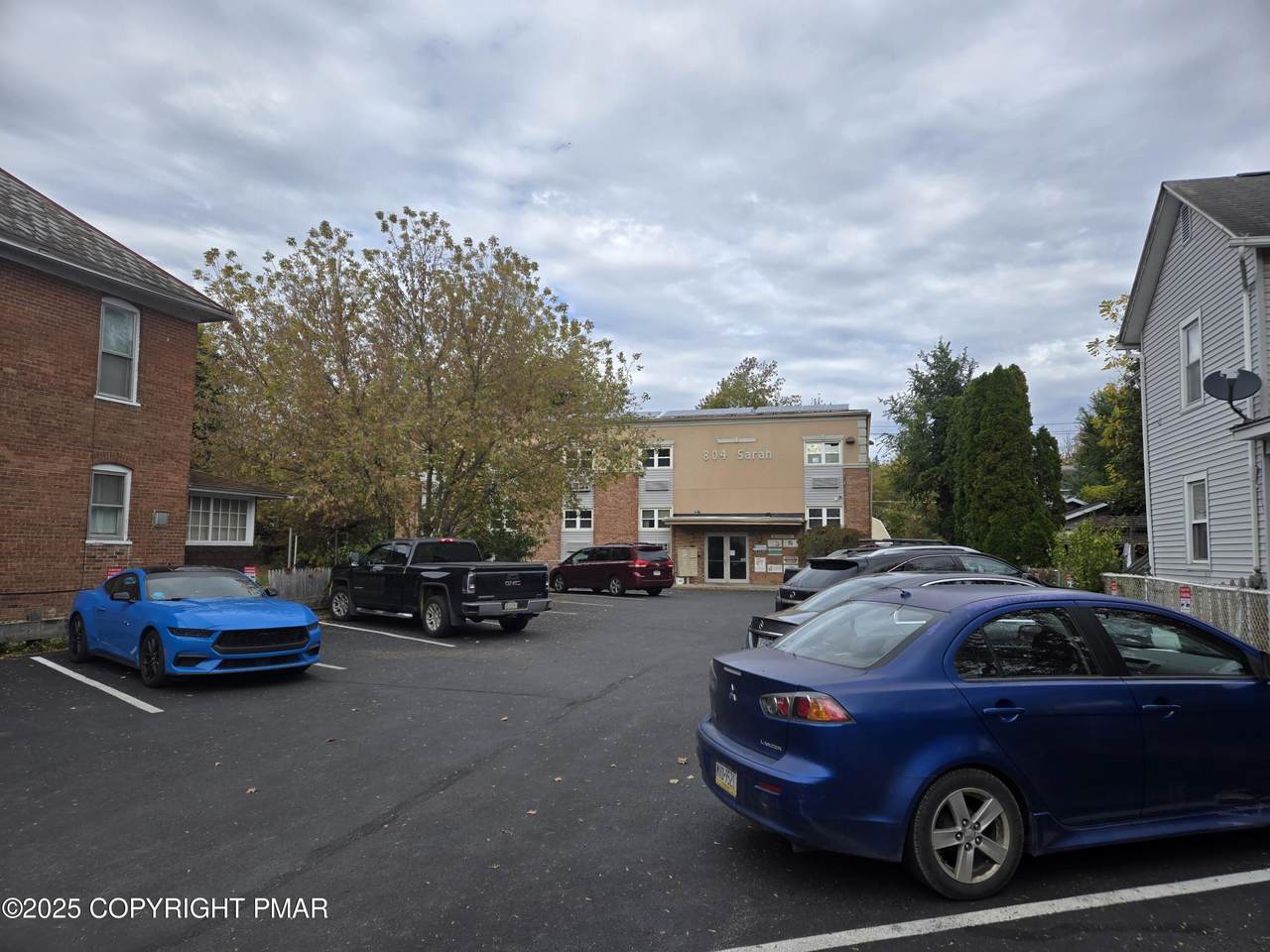 804 Sarah Street, 100 - Photo 1