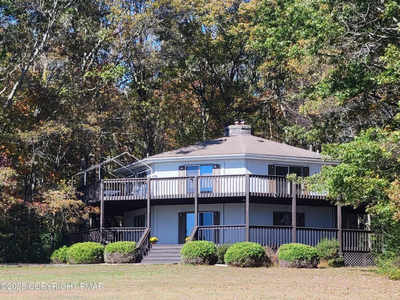 1670 Erie Court - Photo 1