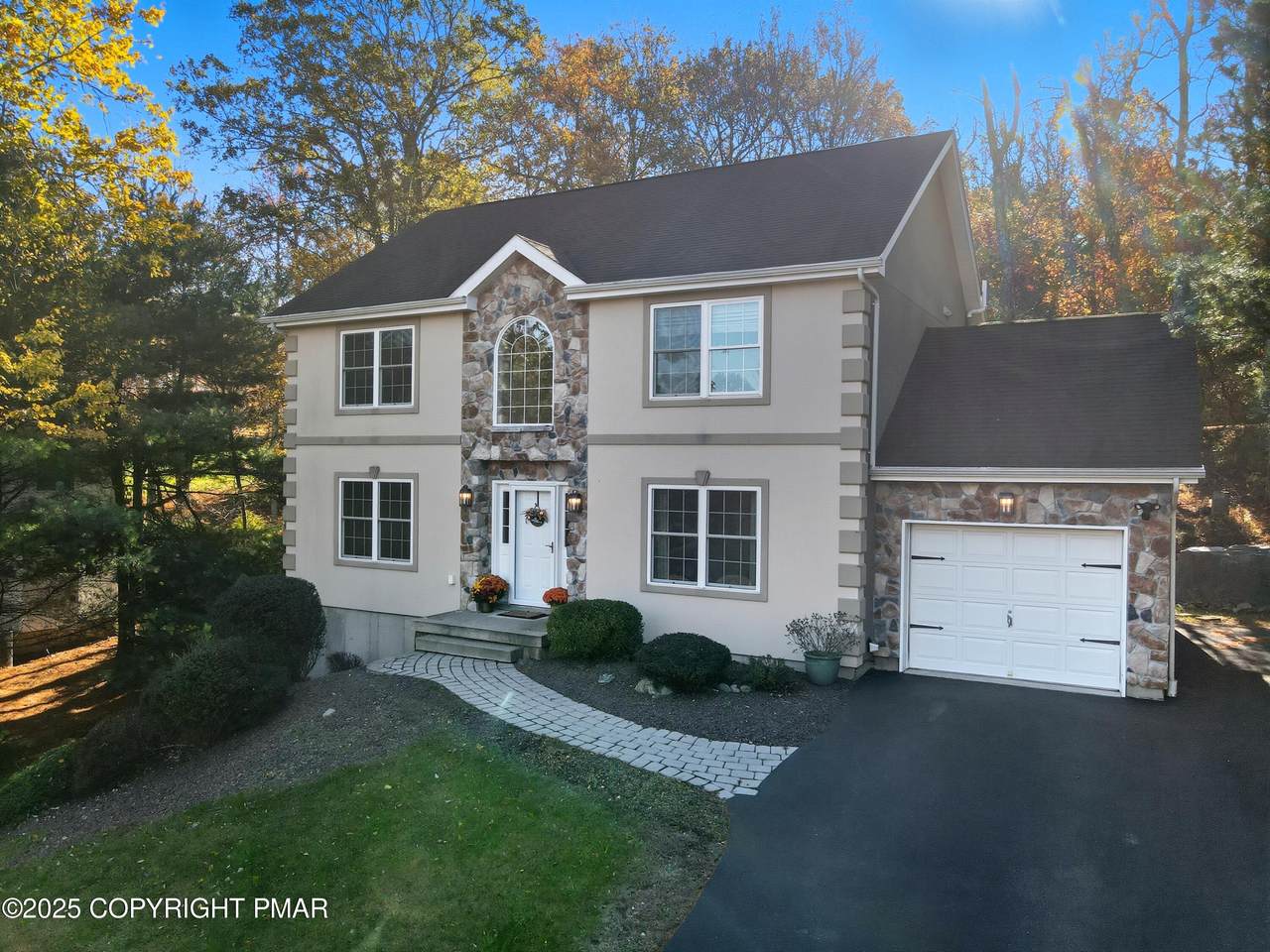 104 Wolf Hollow Road - Photo 1