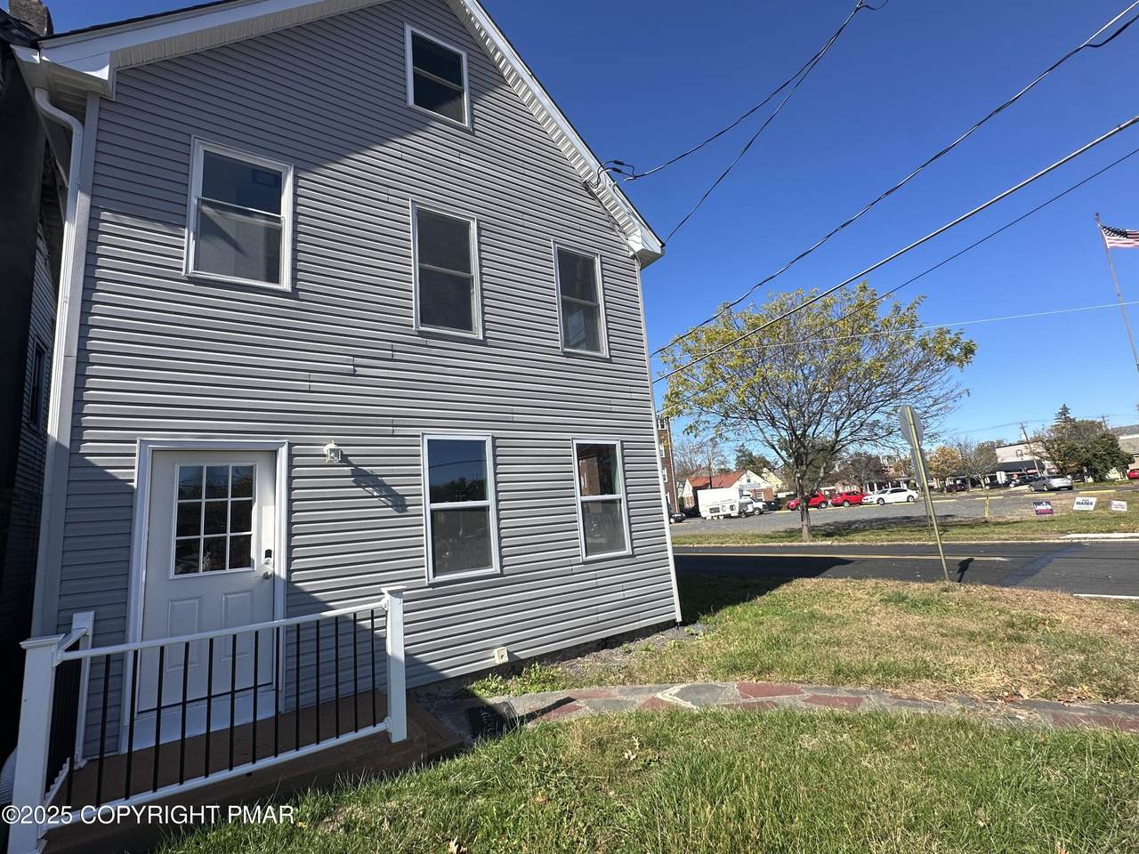 277 Courtland Street - Photo 1