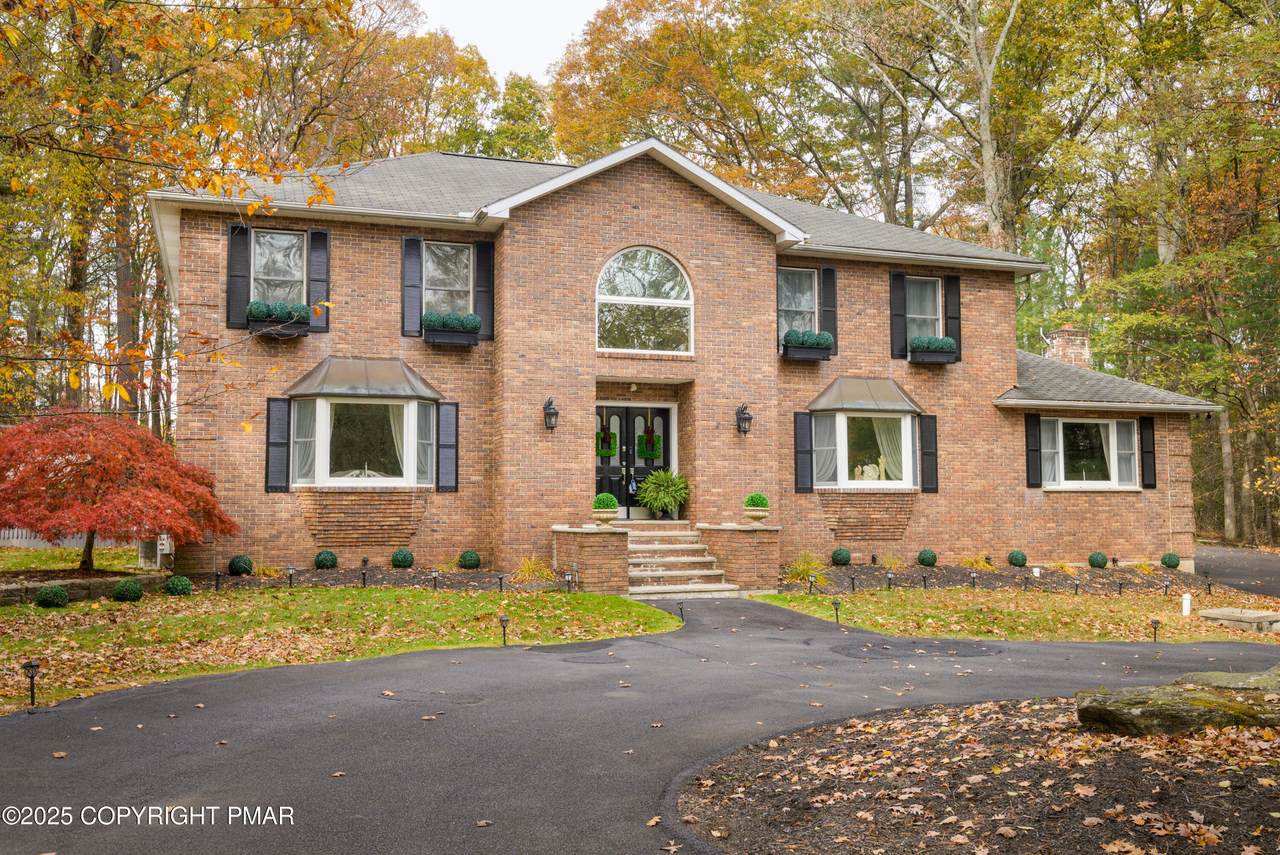 3038 Hemlock Road - Photo 1