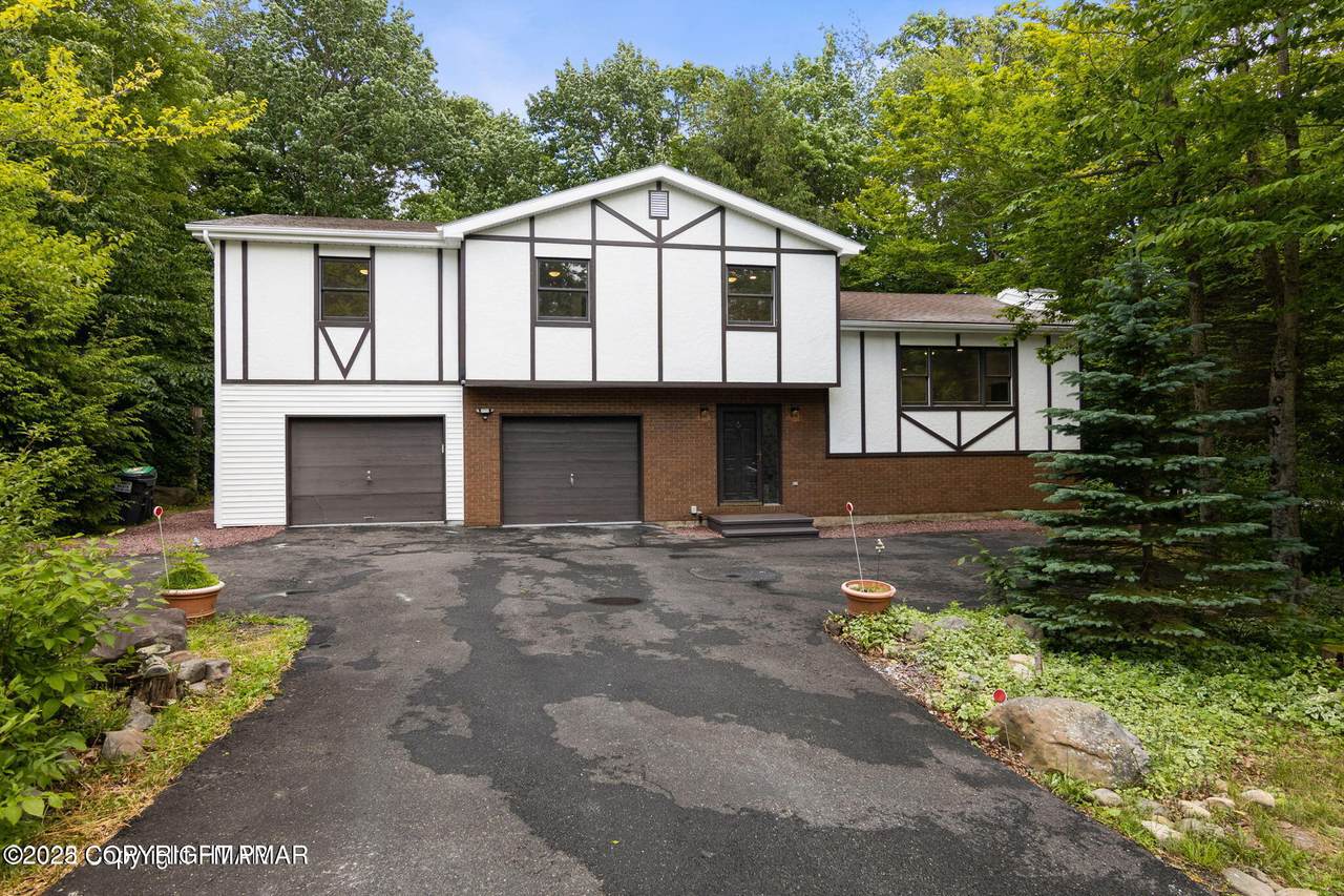 5193 Iroquois Street - Photo 1