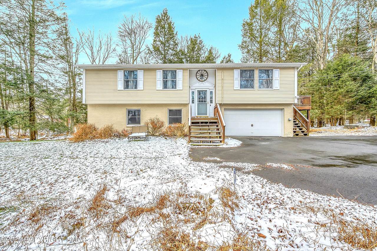 903 Sir Lionel Court - Photo 1