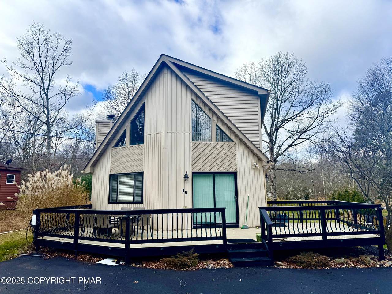 65 Byron Lane - Photo 1