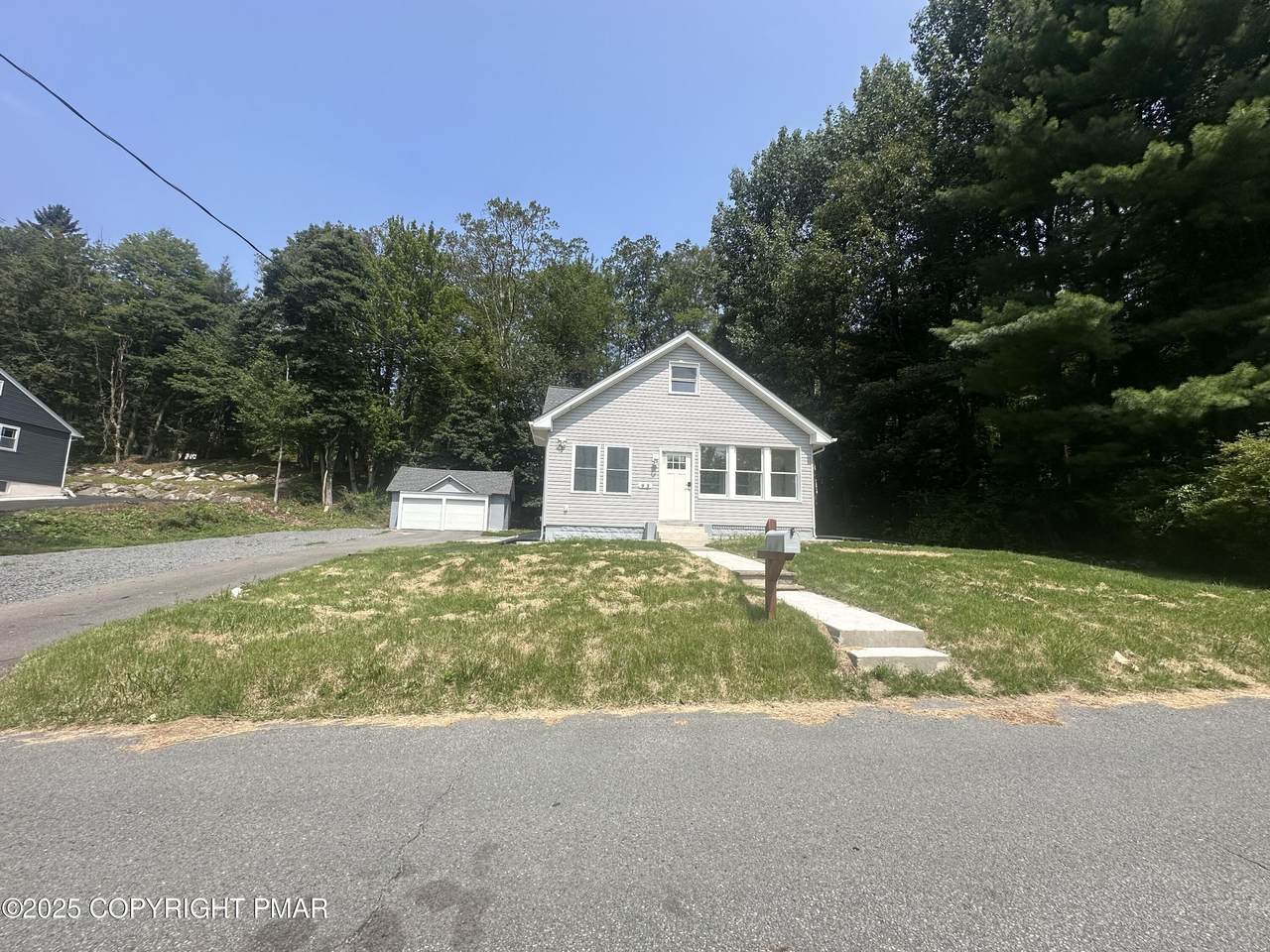 92 Kinney Avenue - Photo 1