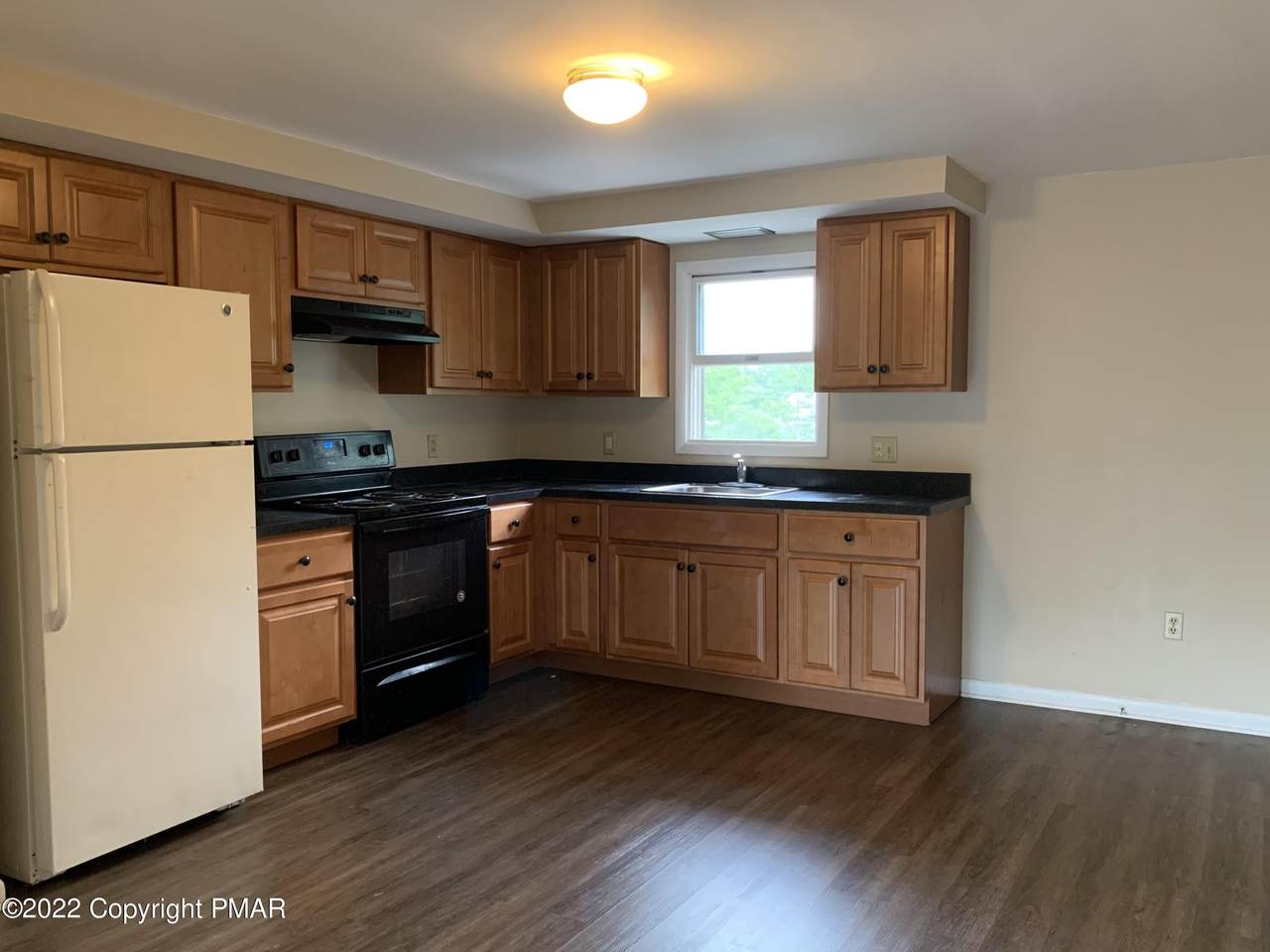 339 Race Street - Photo 1