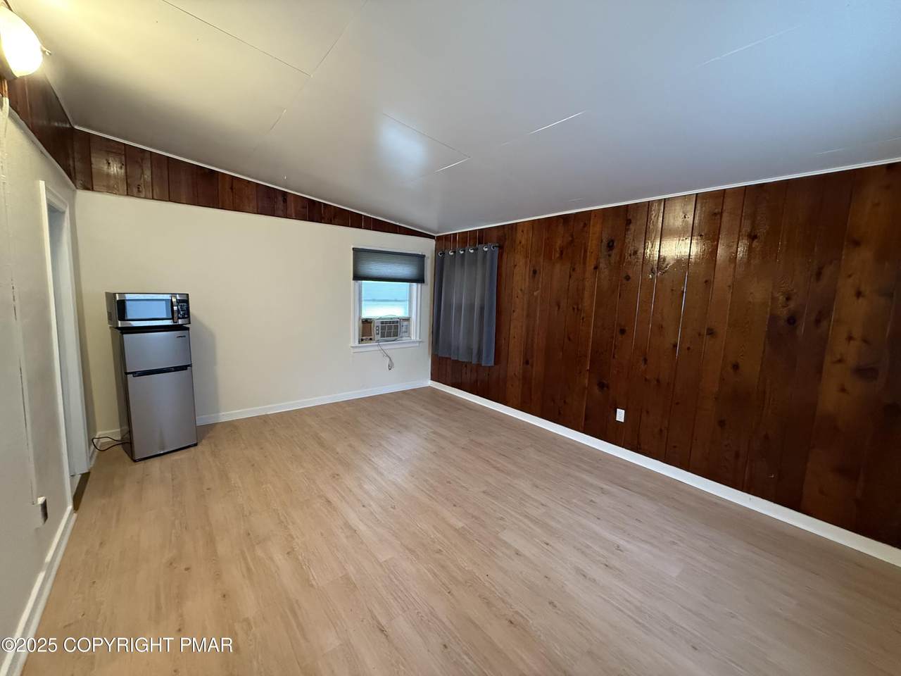 3121 Oak Grove Drive - Photo 1