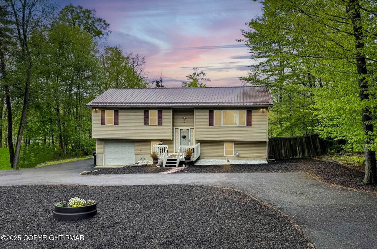 2787 Pocono Circle - Photo 1