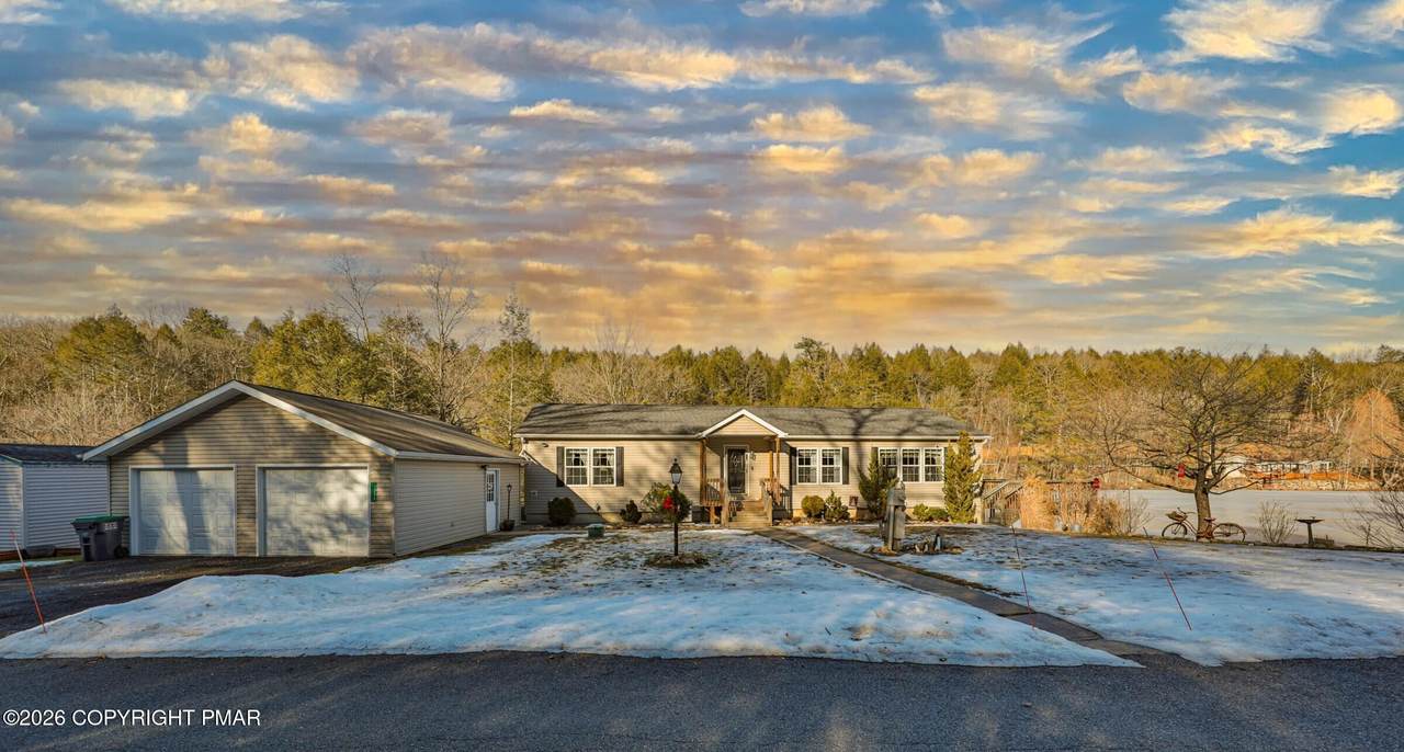 1242 Blue Mountain Circle - Photo 1