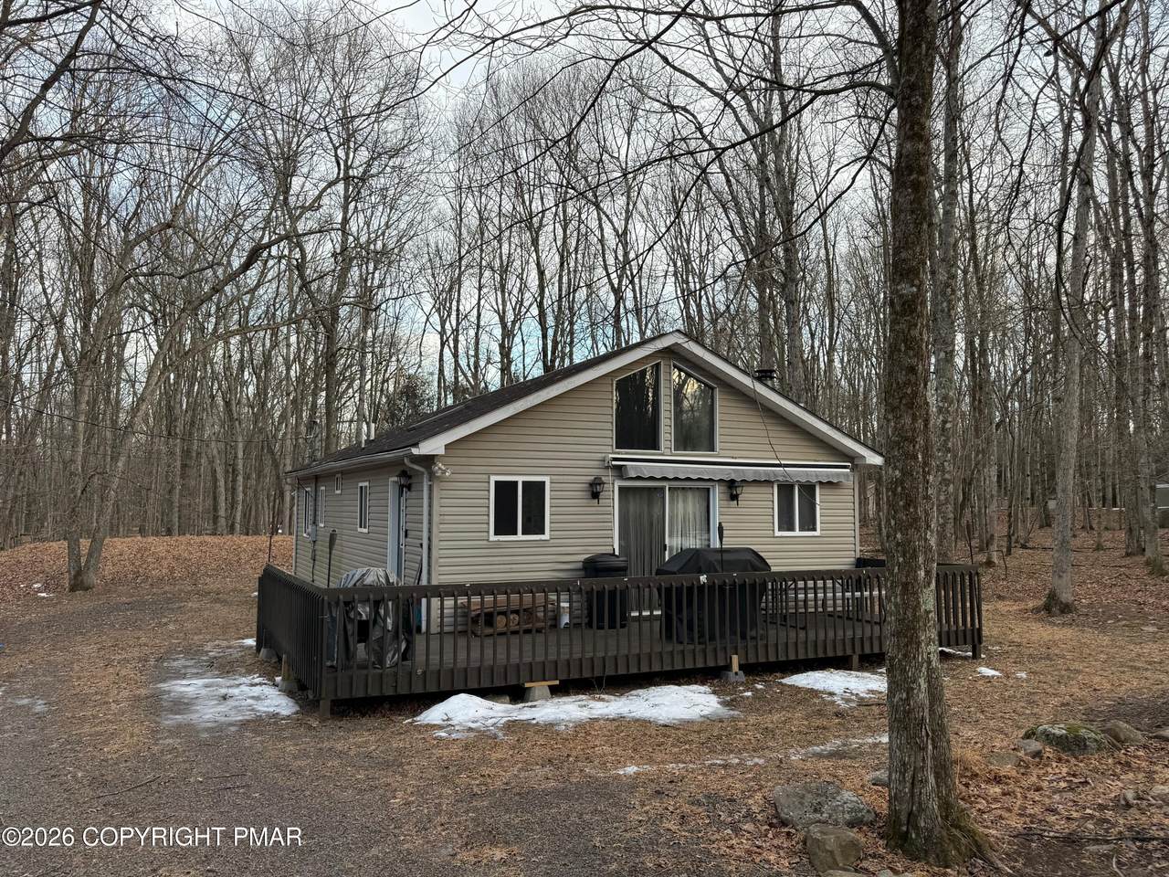 122 Spencer Lane - Photo 1