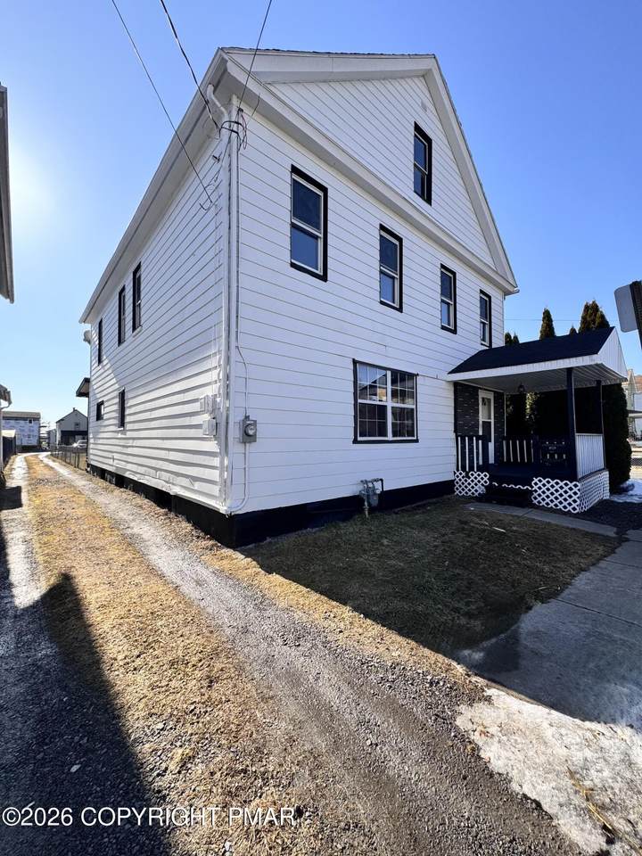 236 Howard Street - Photo 1