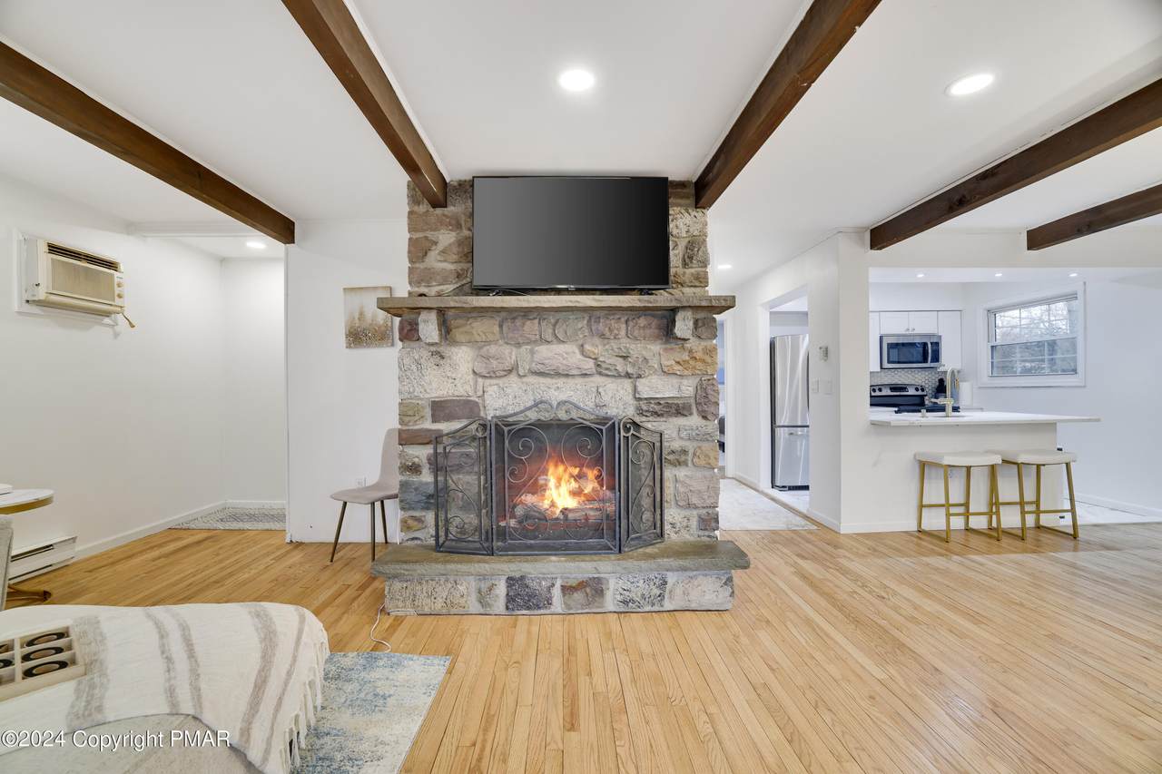 https://bt-photos.global.ssl.fastly.net/pocono/1280_boomver_1_PM-139208-2.jpg