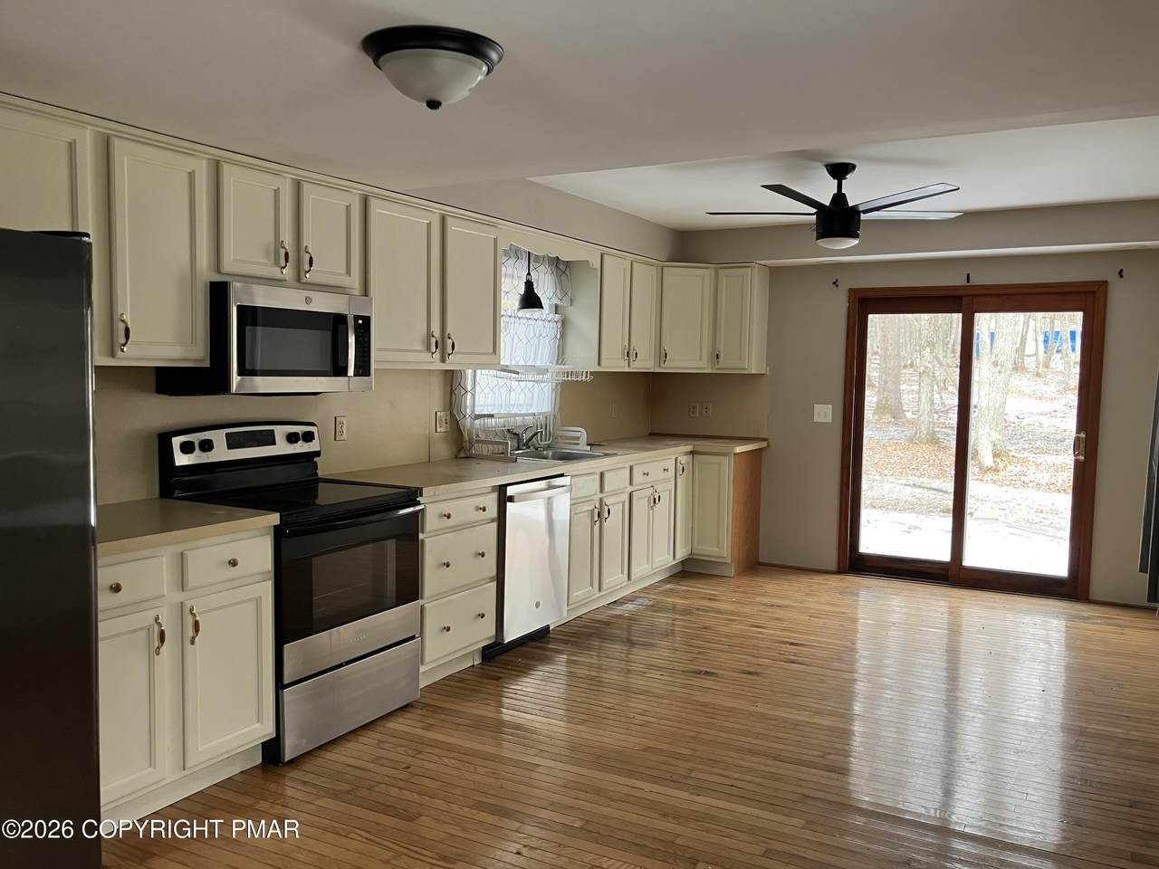 https://bt-photos.global.ssl.fastly.net/pocono/1280_boomver_1_PM-139465-2.jpg