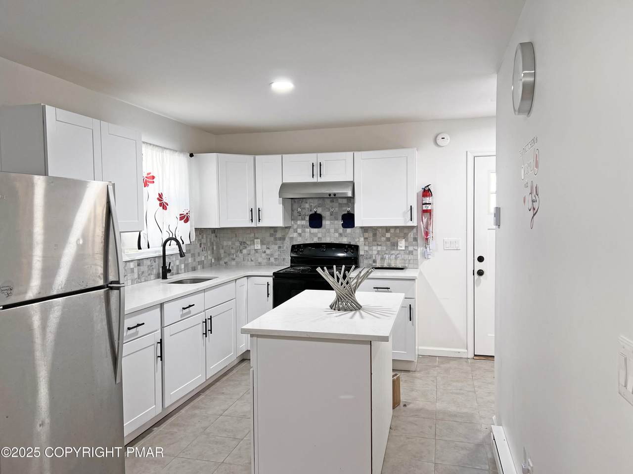 https://bt-photos.global.ssl.fastly.net/pocono/1280_boomver_1_PM-139581-2.jpg