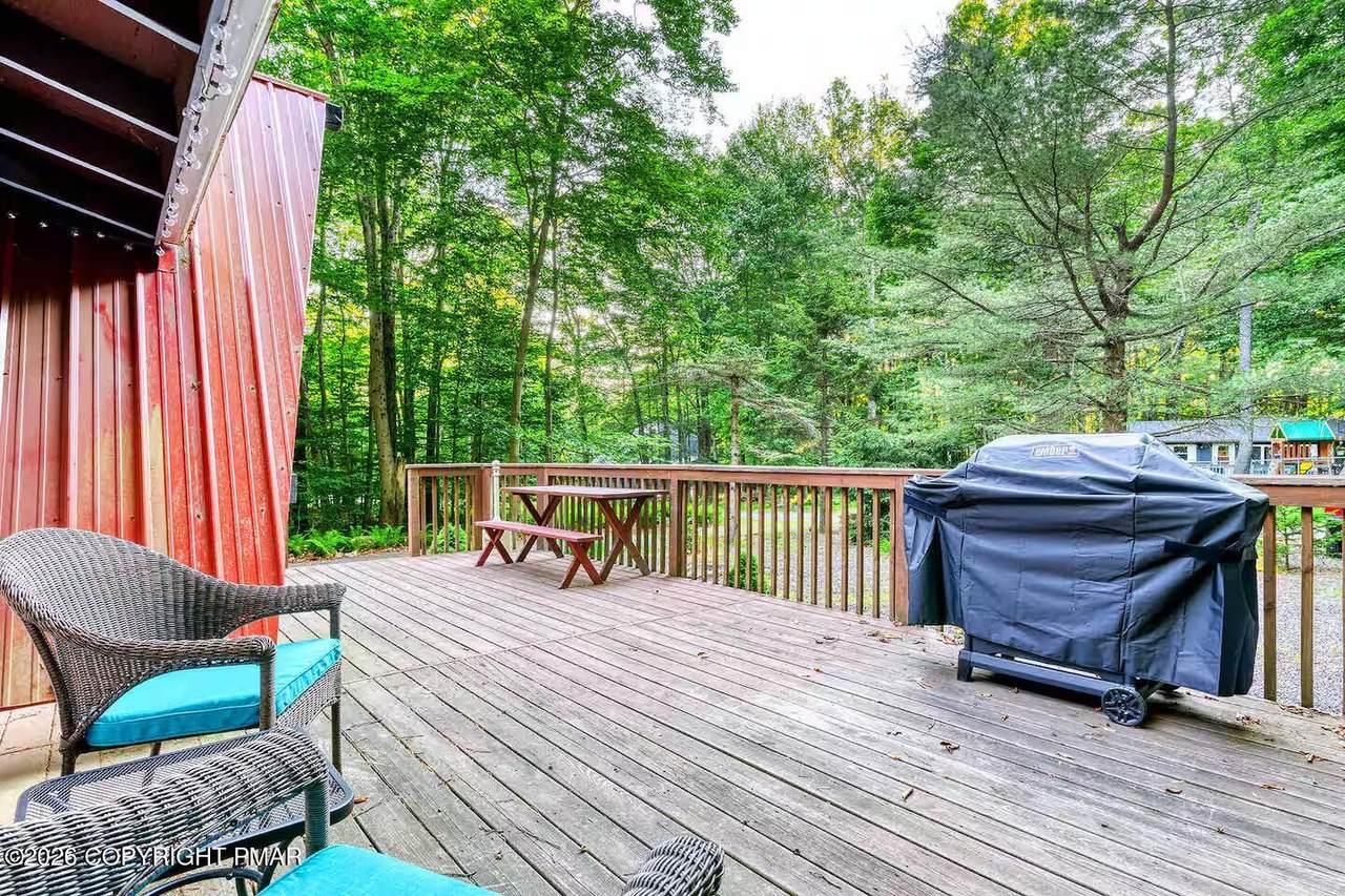 https://bt-photos.global.ssl.fastly.net/pocono/1280_boomver_1_PM-139758-2.jpg