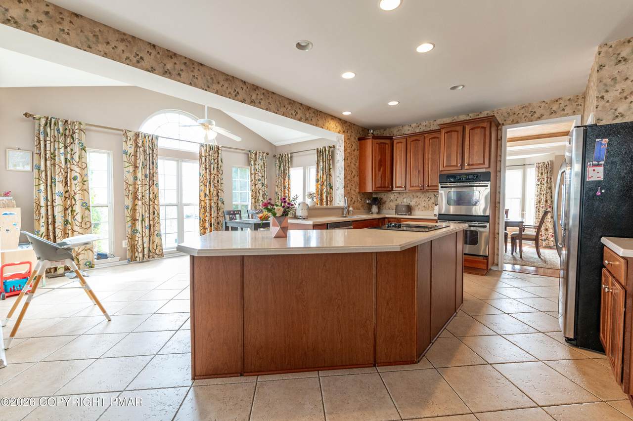 https://bt-photos.global.ssl.fastly.net/pocono/1280_boomver_1_PM-139822-2.jpg