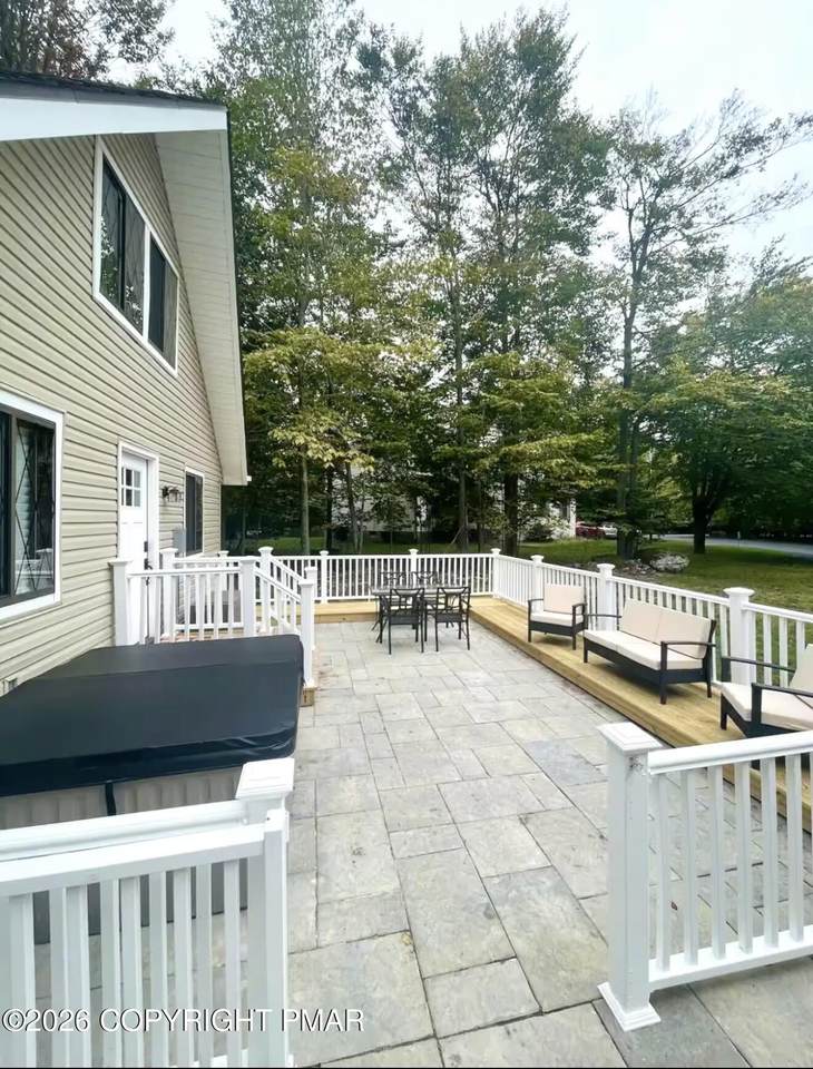 https://bt-photos.global.ssl.fastly.net/pocono/1280_boomver_1_PM-139852-2.jpg