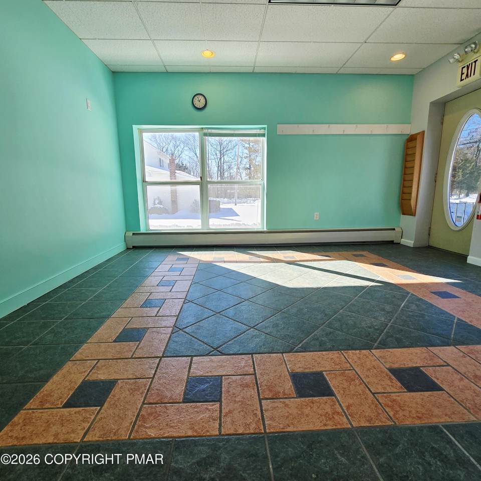 https://bt-photos.global.ssl.fastly.net/pocono/1280_boomver_1_PM-139973-2.jpg