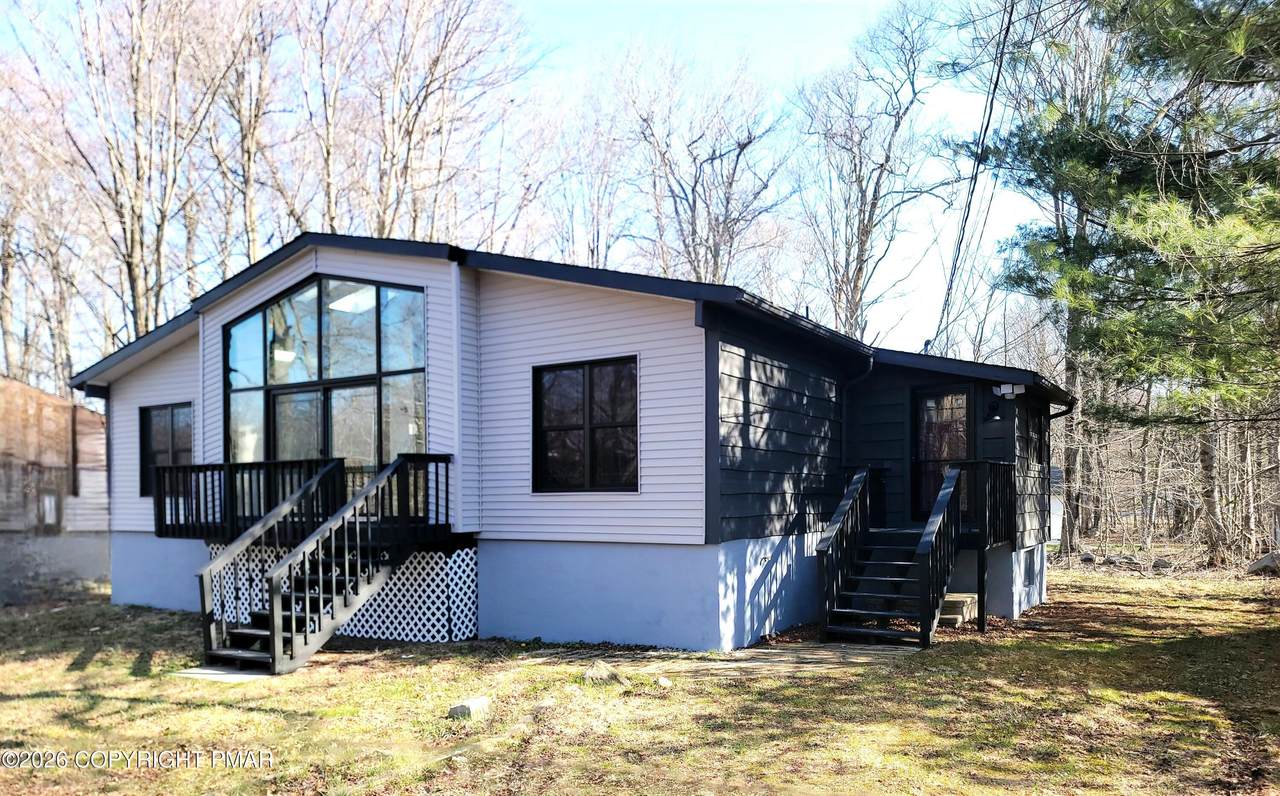 9069 Idlewild Drive - Photo 1