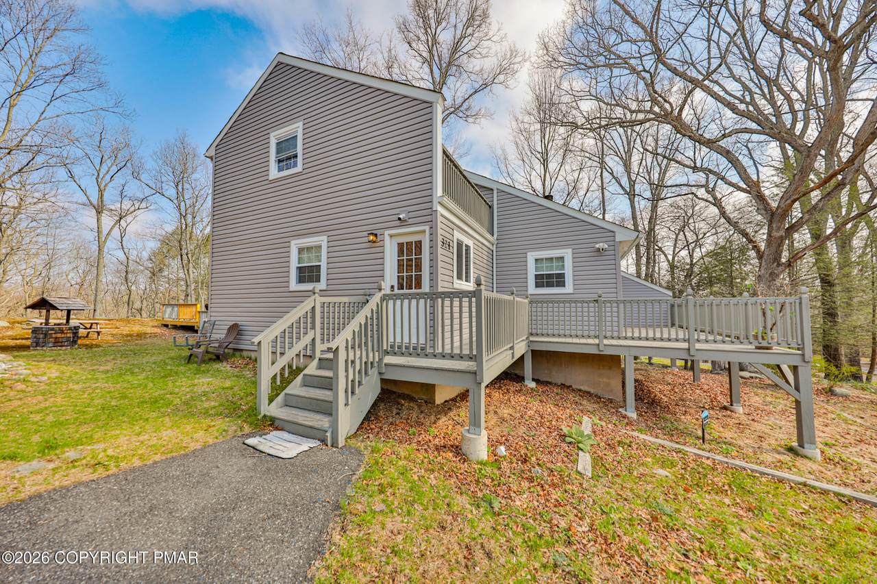321 Clubhouse Drive - Photo 1