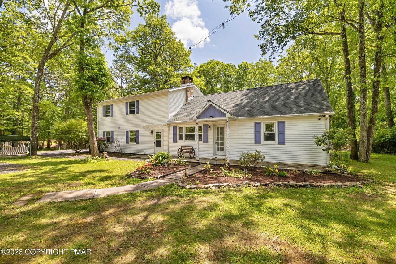1106 Lakeside Drive - Photo 1