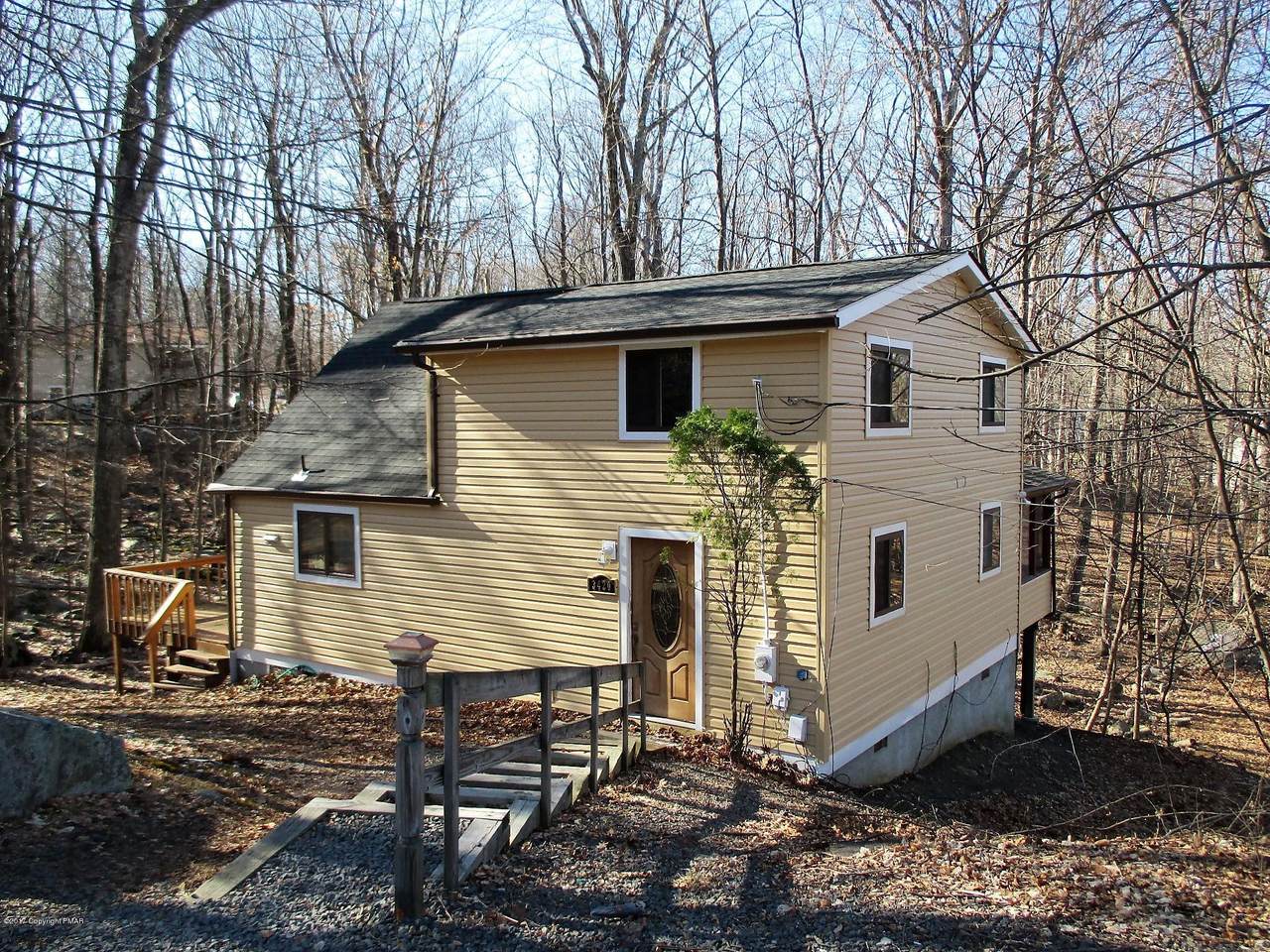 3420 Crestwood Drive - Photo 1