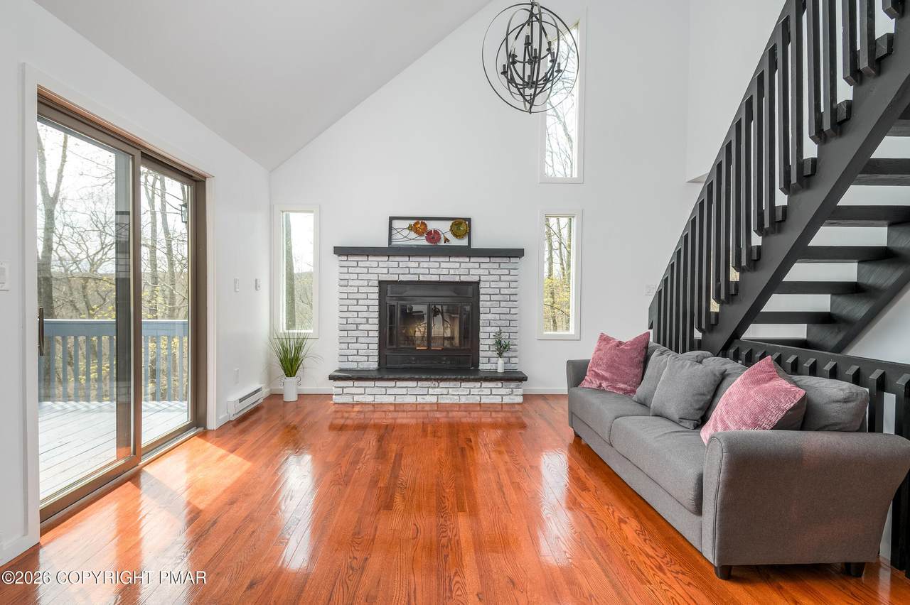 https://bt-photos.global.ssl.fastly.net/pocono/1280_boomver_1_PM-140757-2.jpg