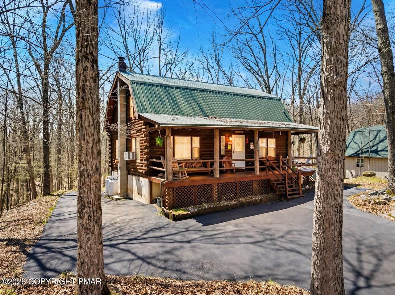 114 Bourne Court - Photo 1