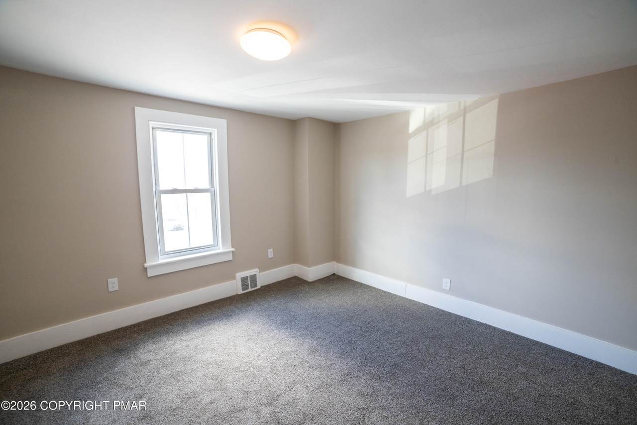 https://bt-photos.global.ssl.fastly.net/pocono/1280_boomver_1_PM-140846-2.jpg