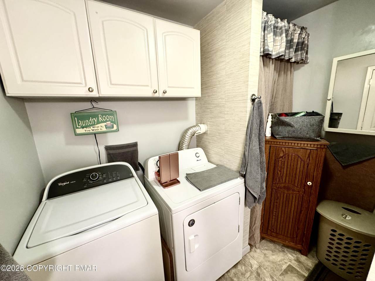 https://bt-photos.global.ssl.fastly.net/pocono/1280_boomver_1_PM-140926-2.jpg