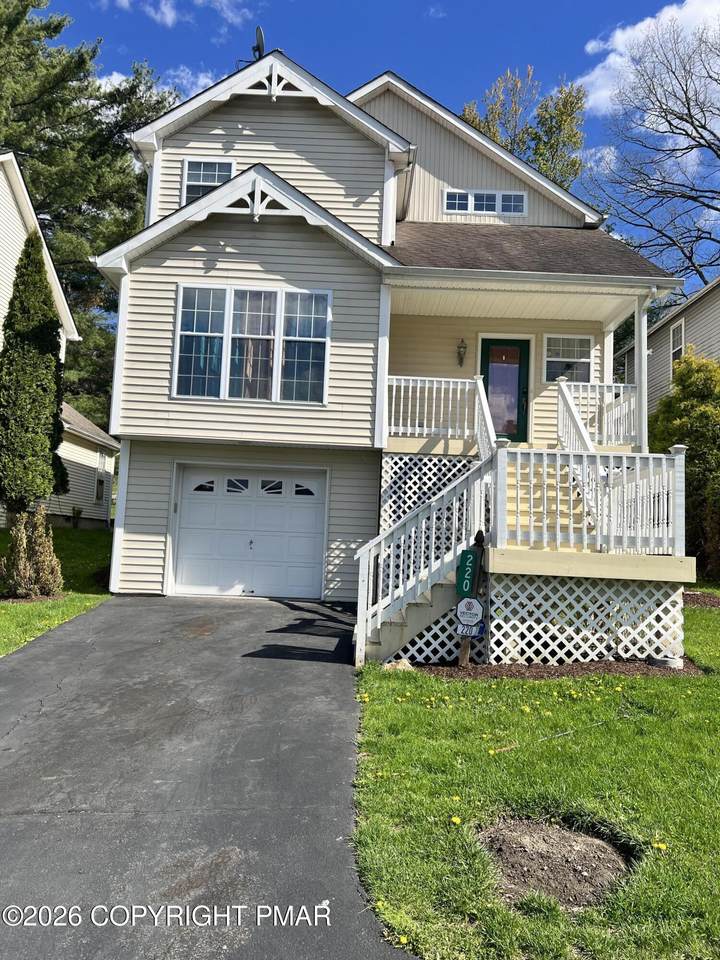 220 Hawthorne Village Court - Photo 1
