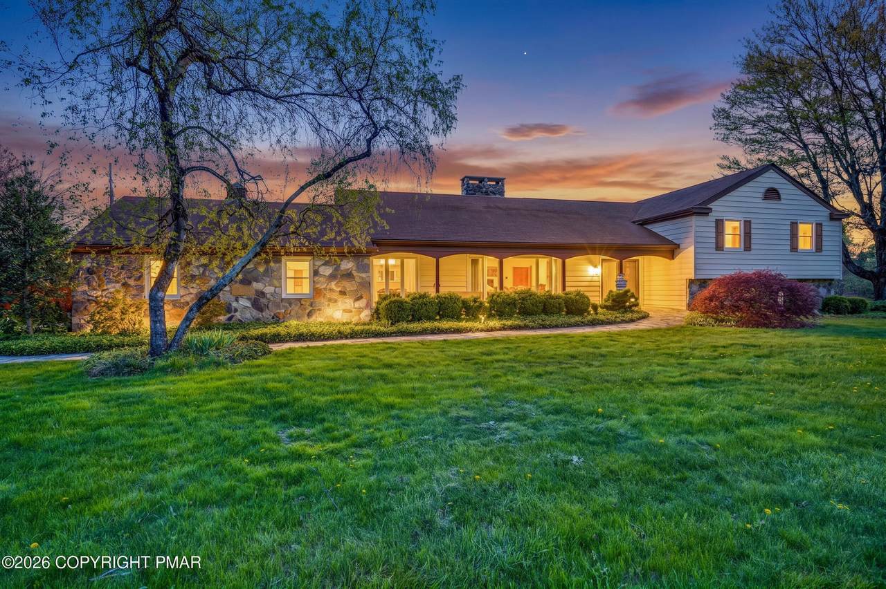 976 Ridge Road - Photo 1