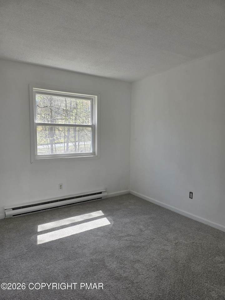 362 Somerset Drive - Photo 1