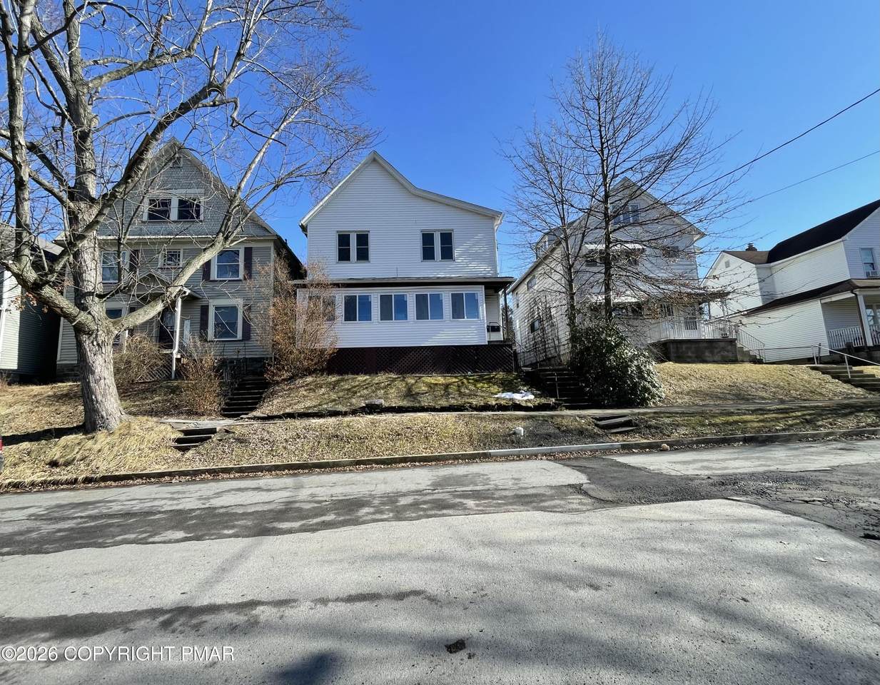1028 Webster Avenue - Photo 1