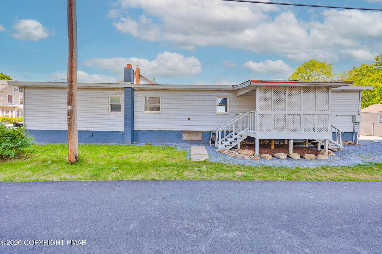 237 White Street - Photo 1