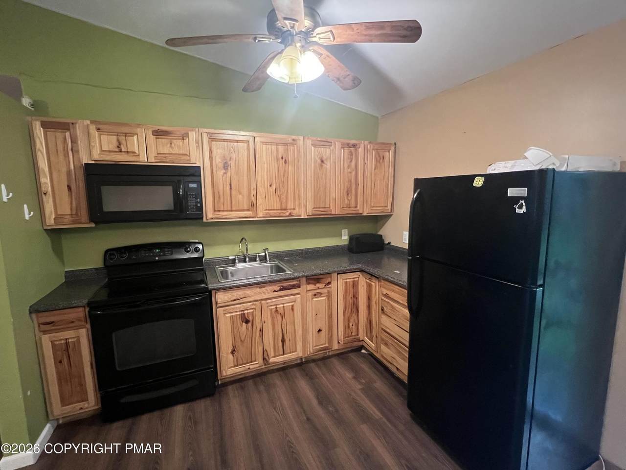 https://bt-photos.global.ssl.fastly.net/pocono/1280_boomver_1_PM-141453-2.jpg
