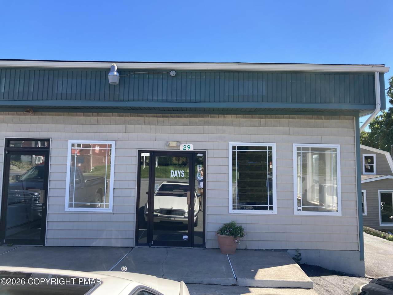 29 Sterling Road - Photo 1