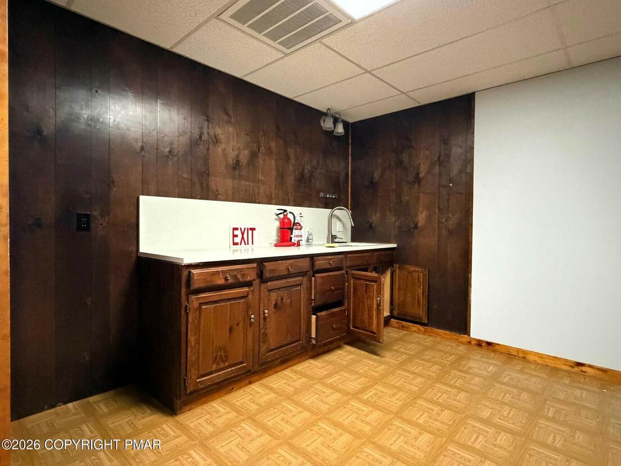 https://bt-photos.global.ssl.fastly.net/pocono/1280_boomver_1_PM-141628-2.jpg
