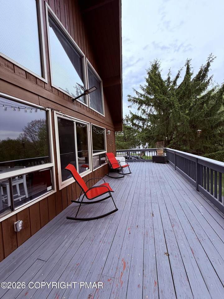 210 Stag Court - Photo 1